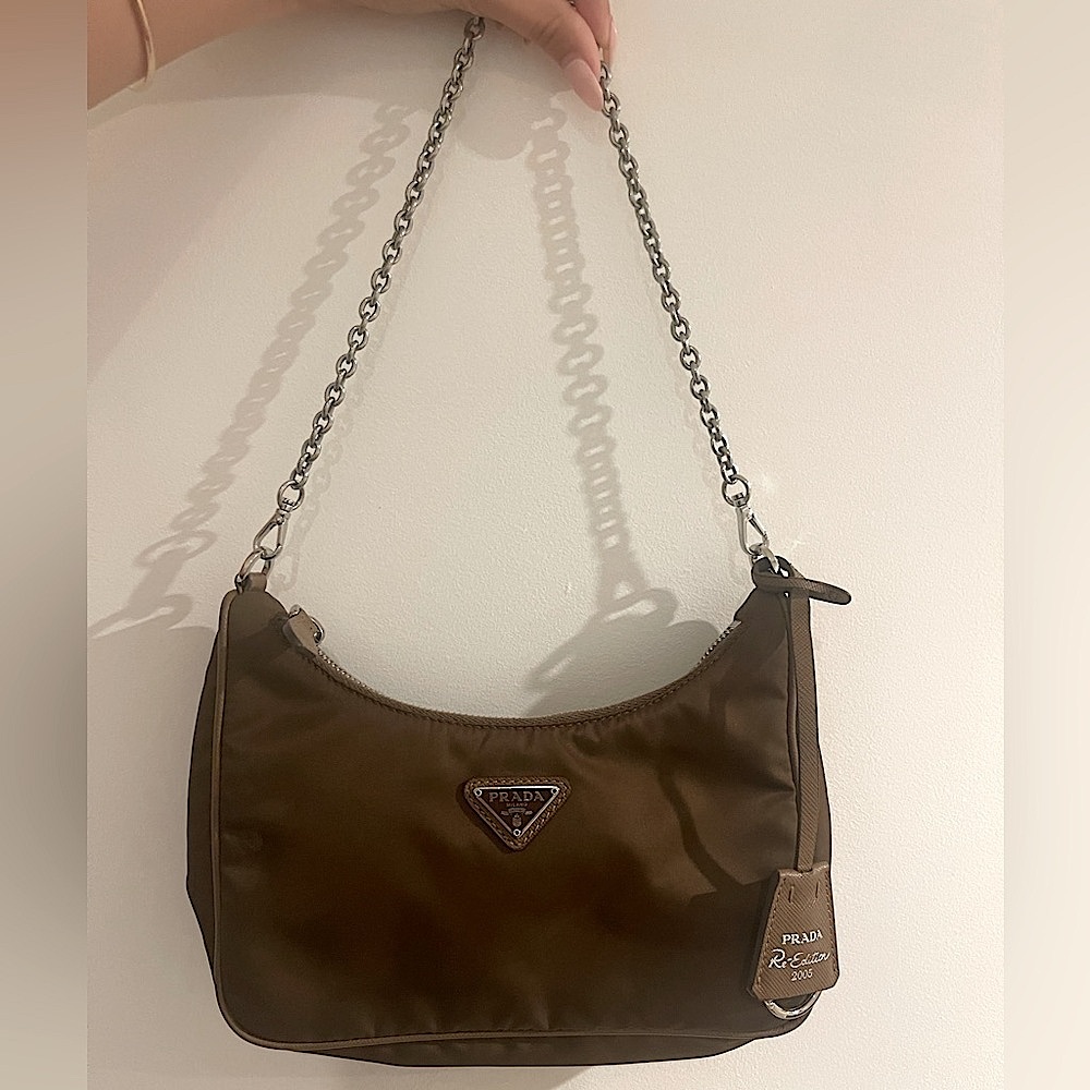 PRADA Tessuto Re-Edition Hobo Great condition